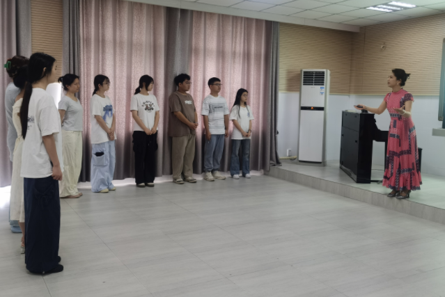 而教育服务形状正在发生深入革新呈现教育规划师新职业